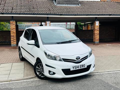 Toyota Yaris Hatchback 1.33 Dual VVT-i Icon Plus Multidrive S Euro 5 5dr
