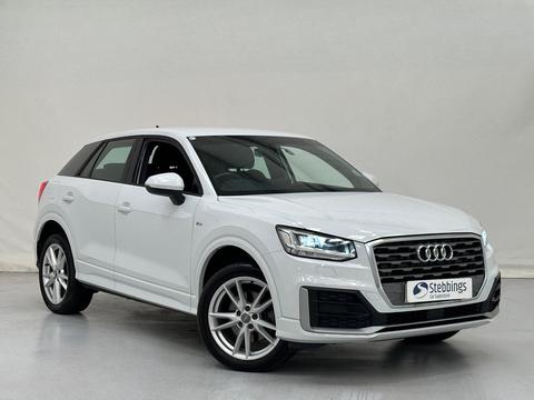 AudiQ2