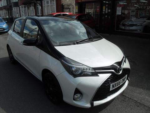 Toyota Yaris Hatchback 1.33 Dual VVT-i Design Euro 6 5dr