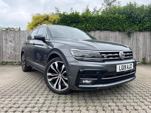 Volkswagen Tiguan SUV 2.0 TDI R-Line Tech DSG Euro 6 (s/s) 5dr