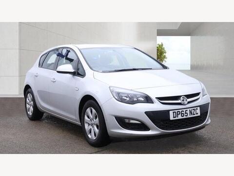 Vauxhall Astra Hatchback 1.4i Design Euro 6 5dr