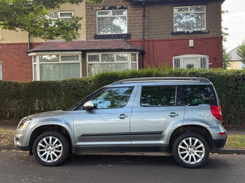 2017 Skoda Yeti, photograph 3