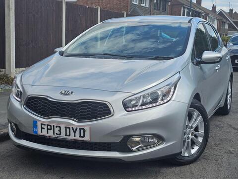 Kia Ceed Hatchback 1.6 GDi EcoDynamics 2 Euro 5 (s/s) 5dr