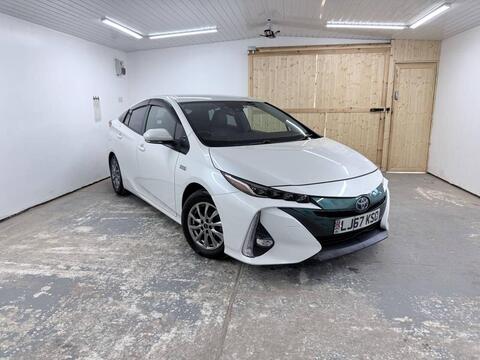 Toyota Prius Hatchback 1.8 VVT 8.8kWh Business Edition Plus CVT Euro 6 (s/s) 5dr