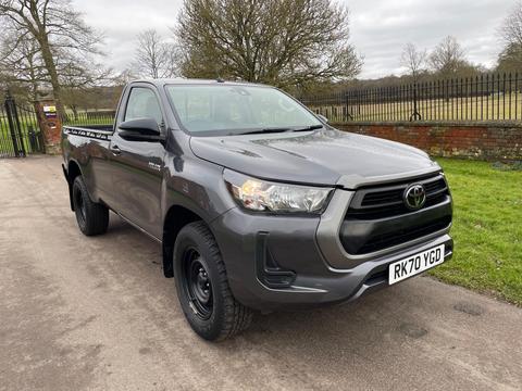 Toyota Hilux Pickup 2.4 D-4D Active 4WD Euro 6 2dr