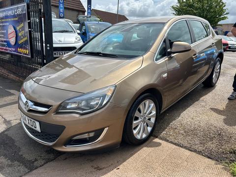 Vauxhall Astra Hatchback 1.6 16v Elite Euro 5 5dr