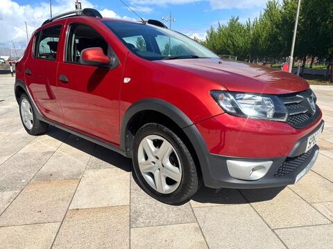 Dacia Sandero Stepway Hatchback 0.9 TCe Laureate Euro 5 5dr