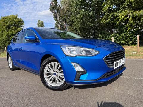 Ford Focus Hatchback 1.0T EcoBoost Titanium Euro 6 (s/s) 5dr
