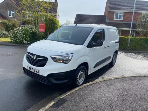 Vauxhall Combo Panel Van 1.5 Turbo D 2000 Dynamic L1 H1 Euro 6 4dr