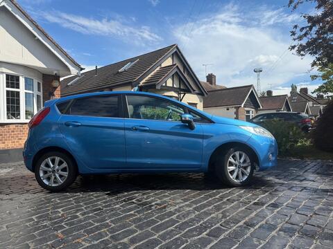 Ford Fiesta Hatchback 1.25 Zetec 5dr