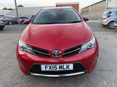 Toyota Auris Hatchback 1.6 V-Matic Icon Plus Euro 5 5dr