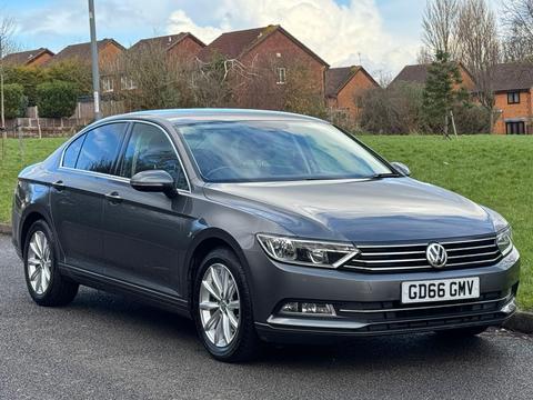 Volkswagen Passat Saloon 1.6 TDI BlueMotion Tech SE Business Euro 6 (s/s) 4dr