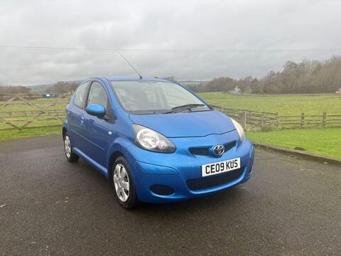 Toyota AYGO Hatchback 1.0 VVT-i Blue Euro 4 5dr