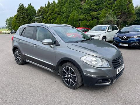 Suzuki SX4 S-Cross SUV 1.6 DDiS SZ-T Euro 5 (s/s) 5dr