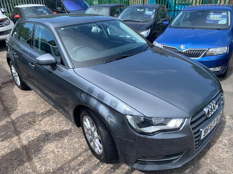 Audi A3 Hatchback 1.6 TDI SE Sportback Euro 5 (s/s) 5dr