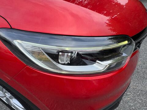 2018 Renault Kadjar, photograph 2