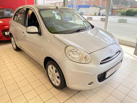 Nissan Micra Hatchback 1.2 12V Tekna Euro 5 5dr