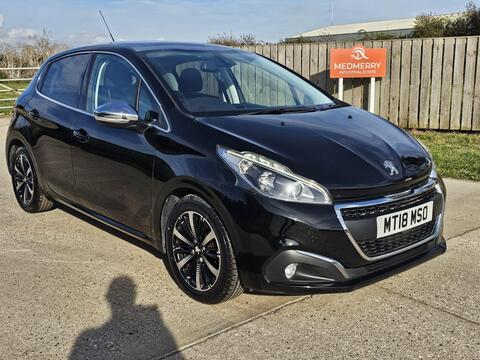 Peugeot 208 Hatchback 1.2 PureTech Allure Premium Euro 6 (s/s) 5dr