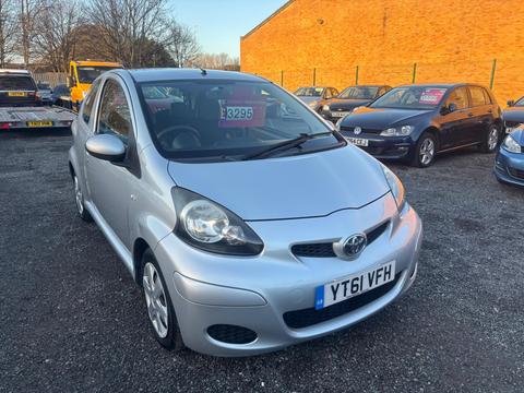 Toyota AYGO Hatchback 1.0 VVT-i Ice Euro 5 3dr