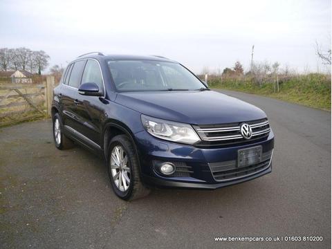 Volkswagen Tiguan SUV 2.0 TSI SE DSG 4WD Euro 5 5dr