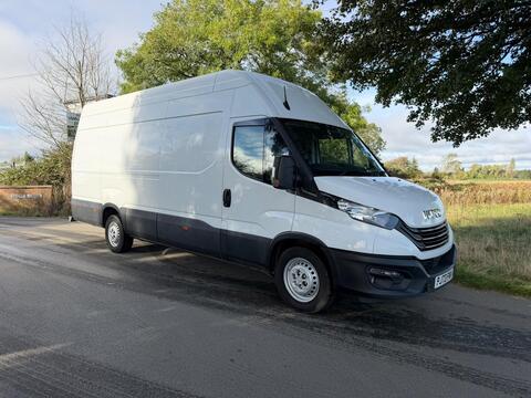 Iveco Daily Panel Van 2.3D HPI 14V 35S 3520L HiMatic MWB H2 Euro 6 (s/s) 5dr
