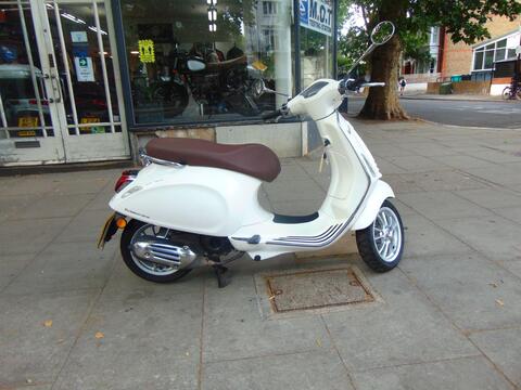 Piaggio Vespa Primavera 50 Moped 50 50th Anniversary Euro 4