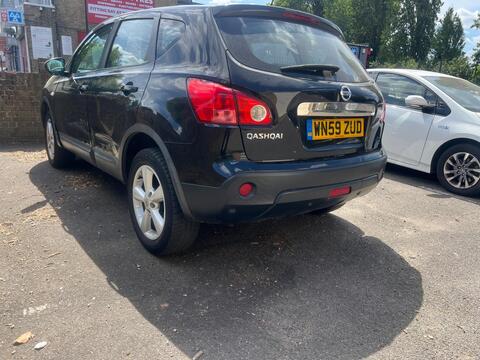 Nissan Qashqai Hatchback 2.0 Acenta CVT 5dr