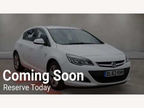 Vauxhall Astra Hatchback 1.4T 16v SRi Euro 5 5dr