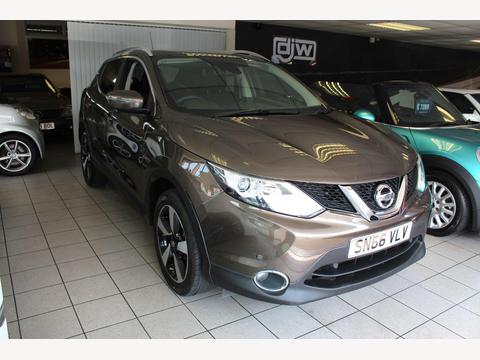 Nissan Qashqai SUV 1.2 DIG-T N-Connecta 2WD Euro 6 (s/s) 5dr