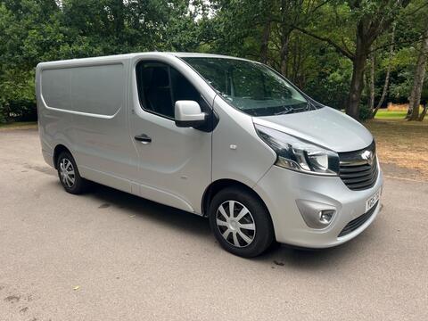 Vauxhall Vivaro Panel Van 1.6 CDTi 2900 BiTurbo ecoFLEX Sportive L1 H1 Euro 5 (s/s) 5dr