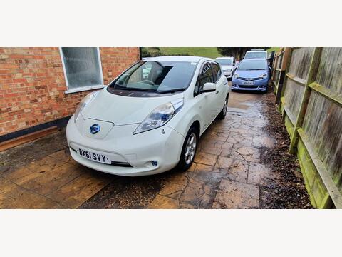 Nissan Leaf Hatchback 24kWh Hatchback 5dr Electric Auto (107 bhp)