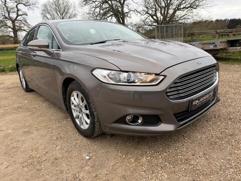 Ford Mondeo Hatchback 1.6 TDCi ECOnetic Zetec Euro 5 (s/s) 5dr