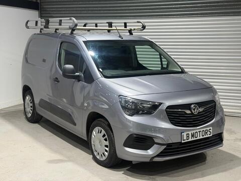 Vauxhall Combo Panel Van 1.6 Turbo D 2000 Sportive L1 H1 Euro 6 (s/s) 4dr
