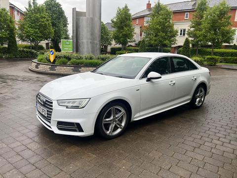 Audi A4 Saloon 2.0 TDI ultra S line S Tronic Euro 6 (s/s) 4dr