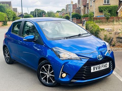 Toyota Yaris Hatchback 1.5 VVT-h Icon Tech E-CVT Euro 6 (s/s) 5dr
