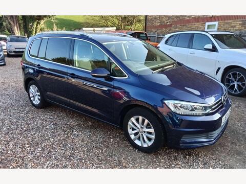 Volkswagen Touran MPV 1.4 TSI BlueMotion Tech SEL MPV 5dr Petrol DSG Euro 6 (s/s) (150 ps)