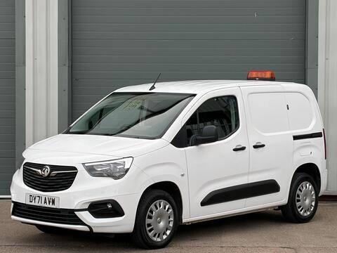 Vauxhall Combo Panel Van 1.5 Turbo D 2300 Sportive L1 H1 Euro 6 4dr