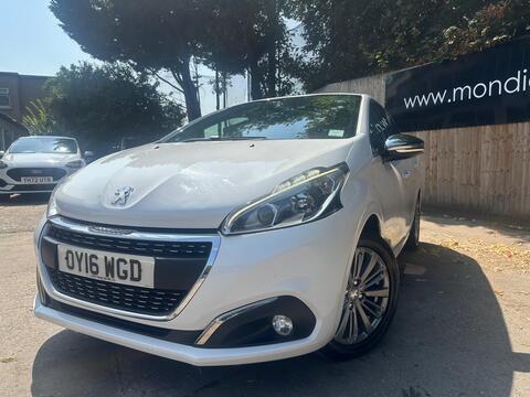 Peugeot 208 Hatchback 1.2 PureTech Allure Euro 6 (s/s) 5dr