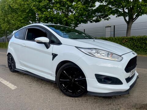 Ford Fiesta Hatchback 1.0T EcoBoost ST-Line Euro 6 (s/s) 3dr