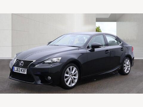 Lexus IS Saloon 2.5 300h Luxury E-CVT Euro 5 (s/s) 4dr