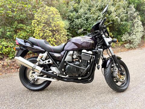 Kawasaki ZRX1100 Naked 1100 C2