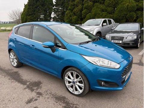 Ford Fiesta Hatchback 1.5 TDCi Titanium Euro 5 5dr