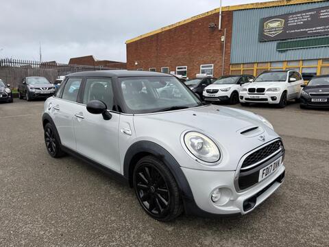MINI Hatch Hatchback 2.0 Cooper SD Euro 6 (s/s) 5dr