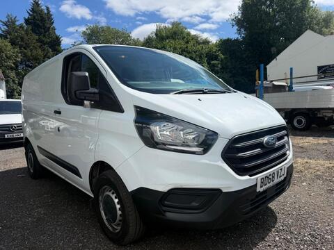 Ford Transit Custom Panel Van 2.0 300 EcoBlue L1 H1 Euro 6 5dr