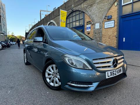 Mercedes-Benz B Class MPV 1.6 B180 BlueEfficiency SE 7G-DCT Euro 5 (s/s) 5dr