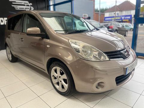 Nissan Note Hatchback 1.6 16V Tekna Auto Euro 5 5dr