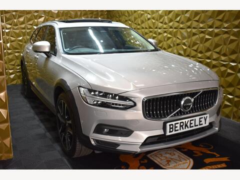 Volvo V90 Cross Country Estate 2.0 B5 MHEV Ultimate Auto AWD Euro 6 (s/s) 5dr