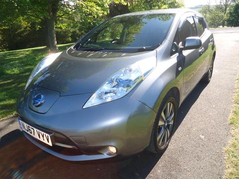 Nissan Leaf Hatchback 30kWh Tekna Auto 5dr