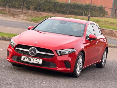 Mercedes-Benz A Class Hatchback 1.5 A180d Sport 7G-DCT Euro 6 (s/s) 5dr