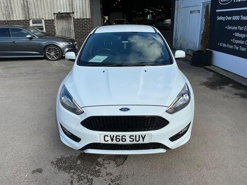Ford Focus Hatchback 1.0T EcoBoost ST-Line Euro 6 (s/s) 5dr